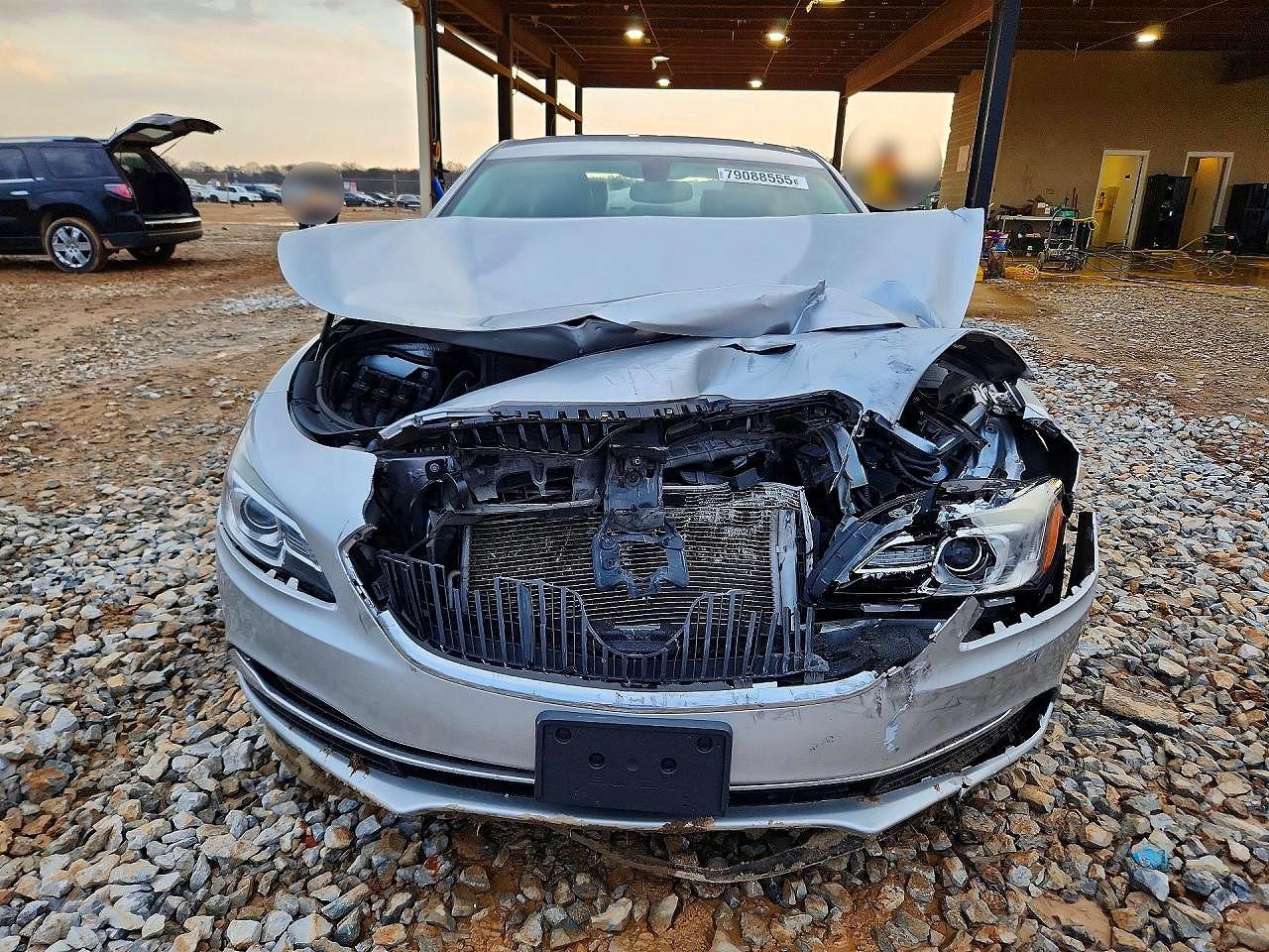 2017 BUICK LACROSSE ESSENCE photo 9
