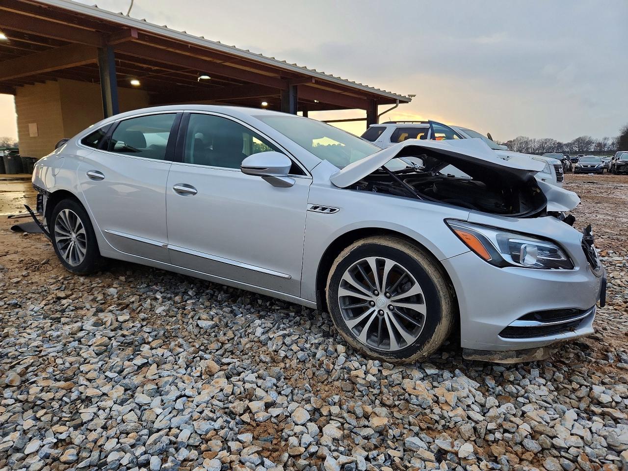 2017 BUICK LACROSSE ESSENCE photo 7