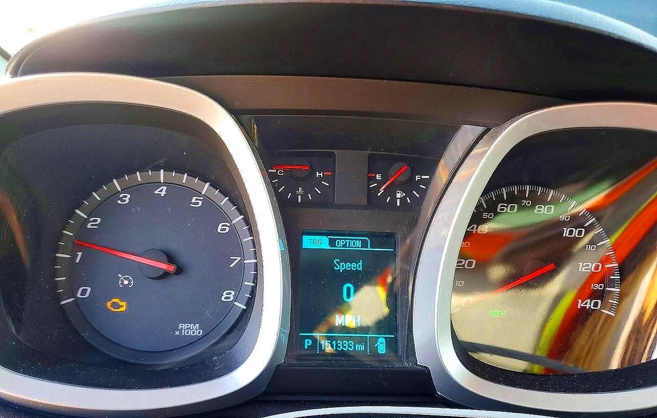 2015 CHEVROLET EQUINOX LT photo 9