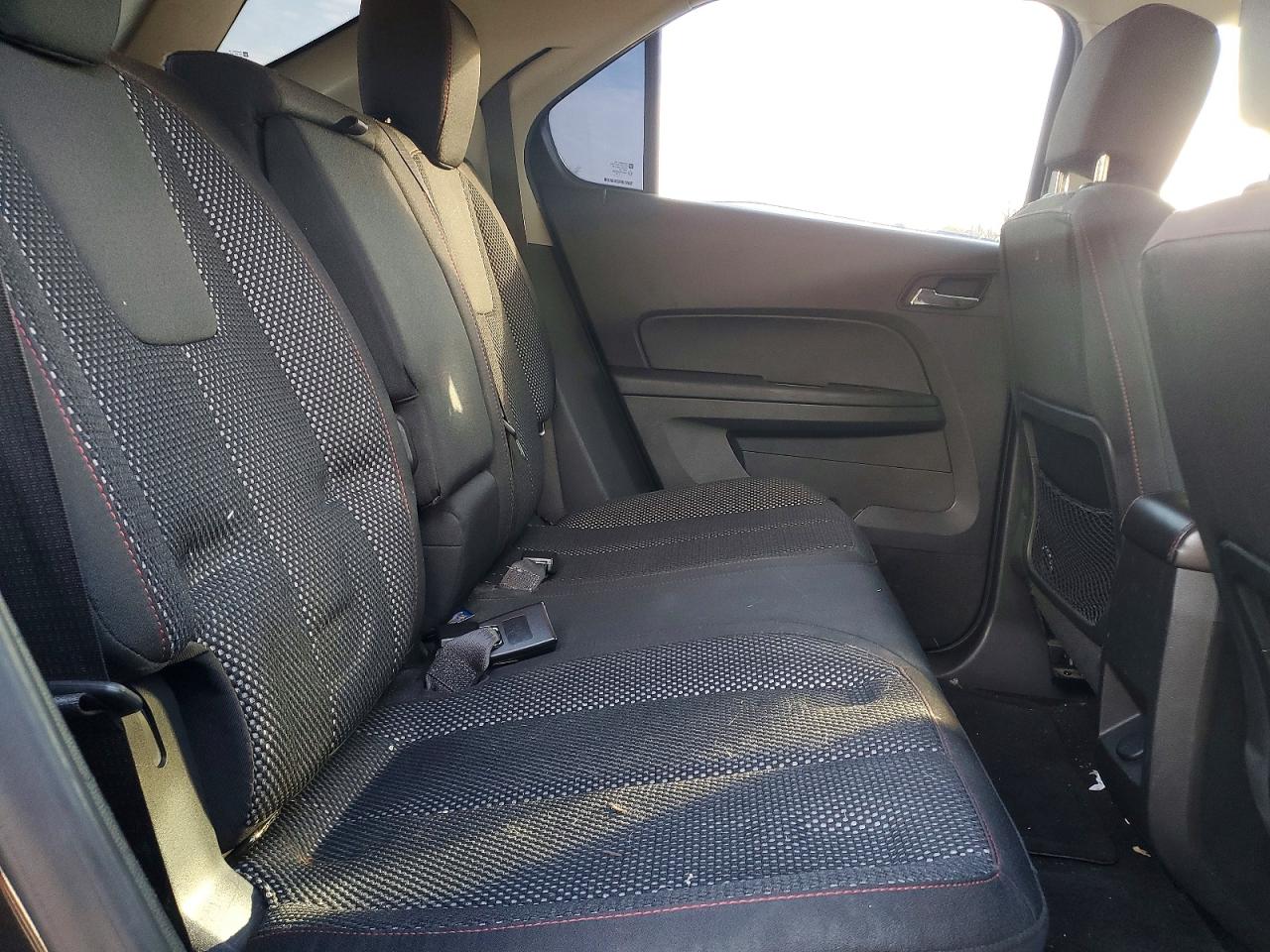 2015 CHEVROLET EQUINOX LT photo 11