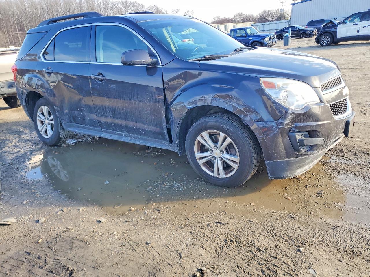 2015 CHEVROLET EQUINOX LT photo 4