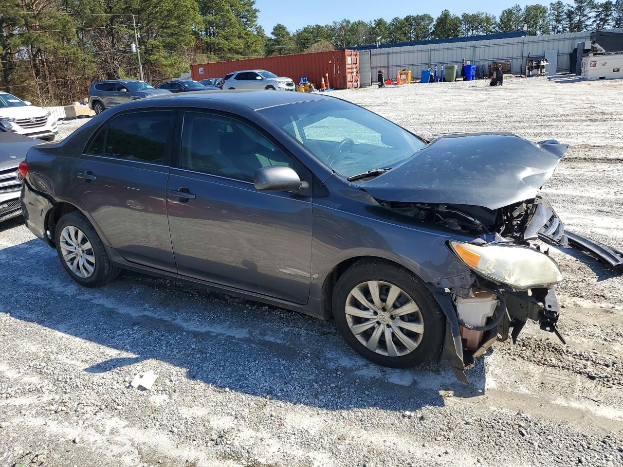 2013 TOYOTA COROLLA LE photo 4