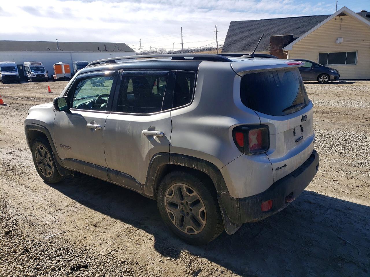2015 JEEP RENEGADE TRAILHAWK photo 5