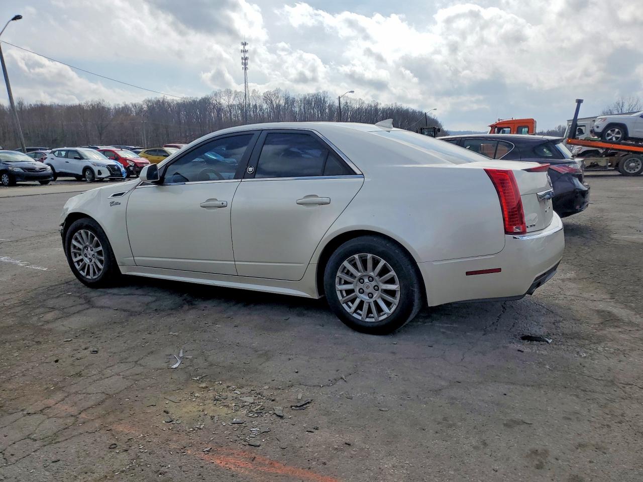 2011 CADILLAC CTS LUXURY COLLECTION photo 3