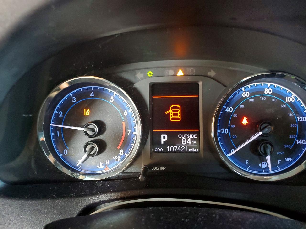 2019 TOYOTA COROLLA LE photo 17