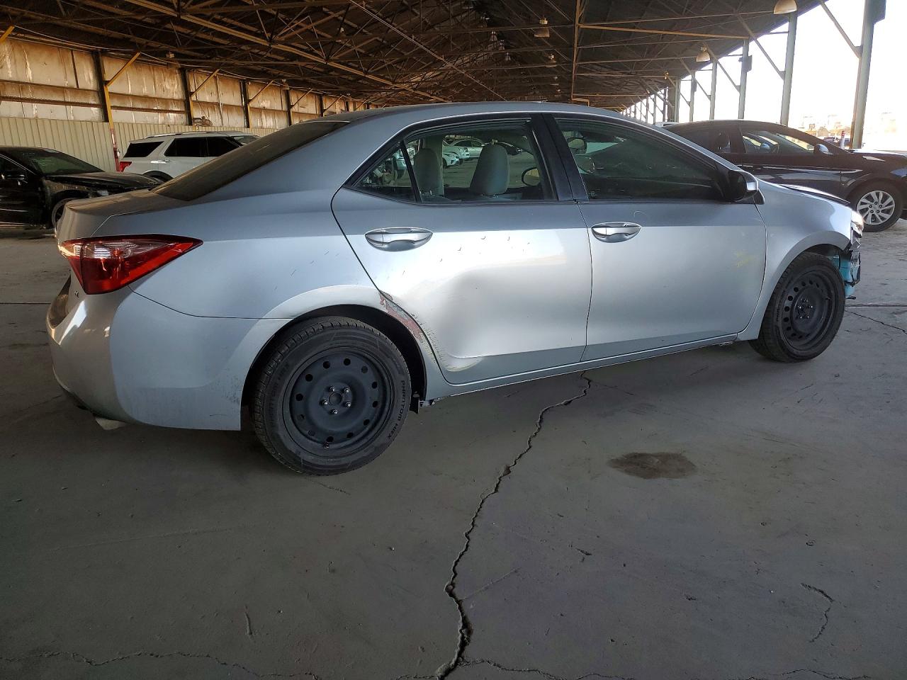 2019 TOYOTA COROLLA LE photo 5