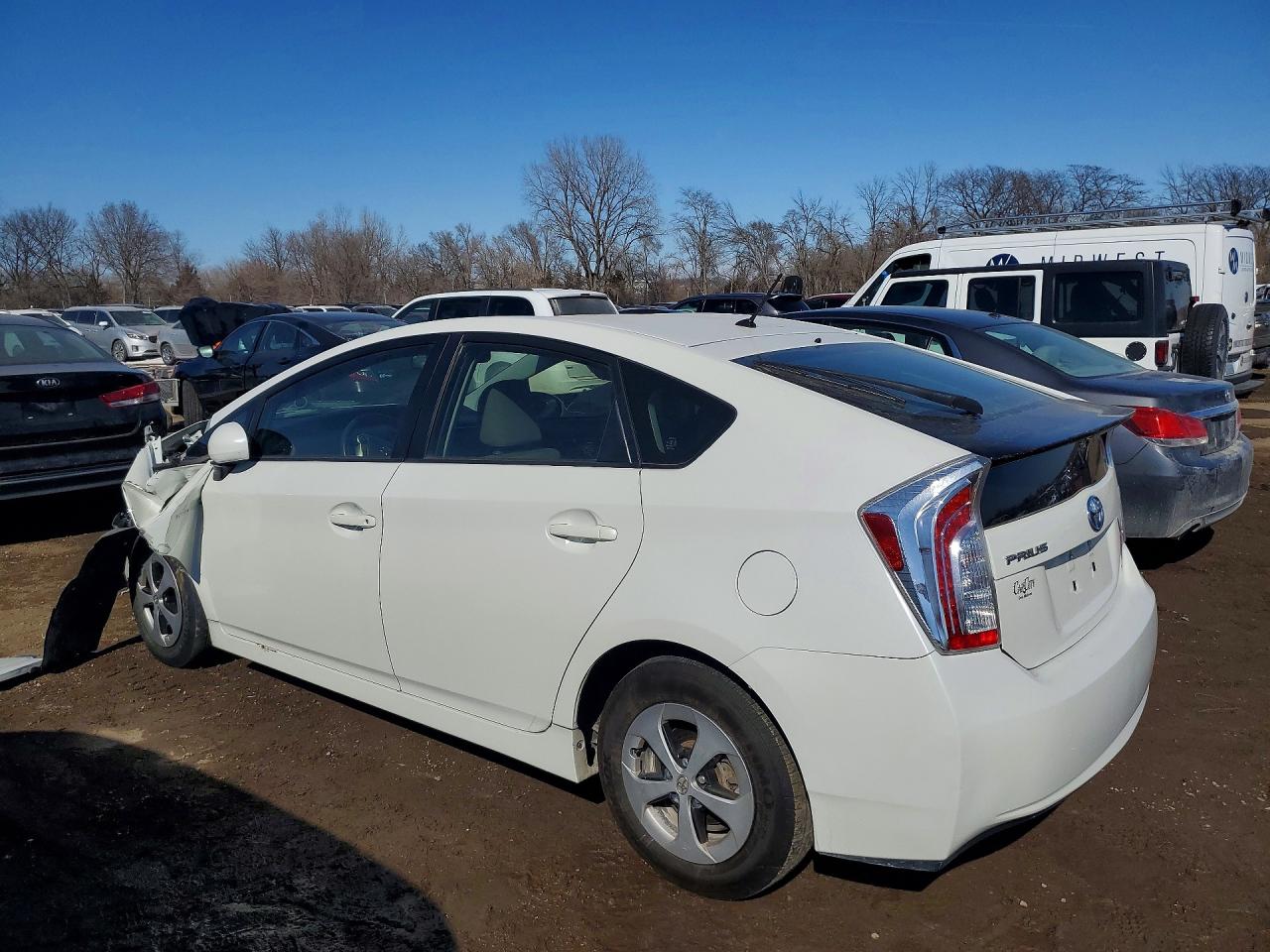 2014 TOYOTA PRIUS TWO photo 3