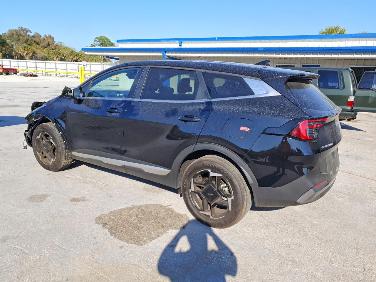 2026 KIA SPORTAGE EX photo 3