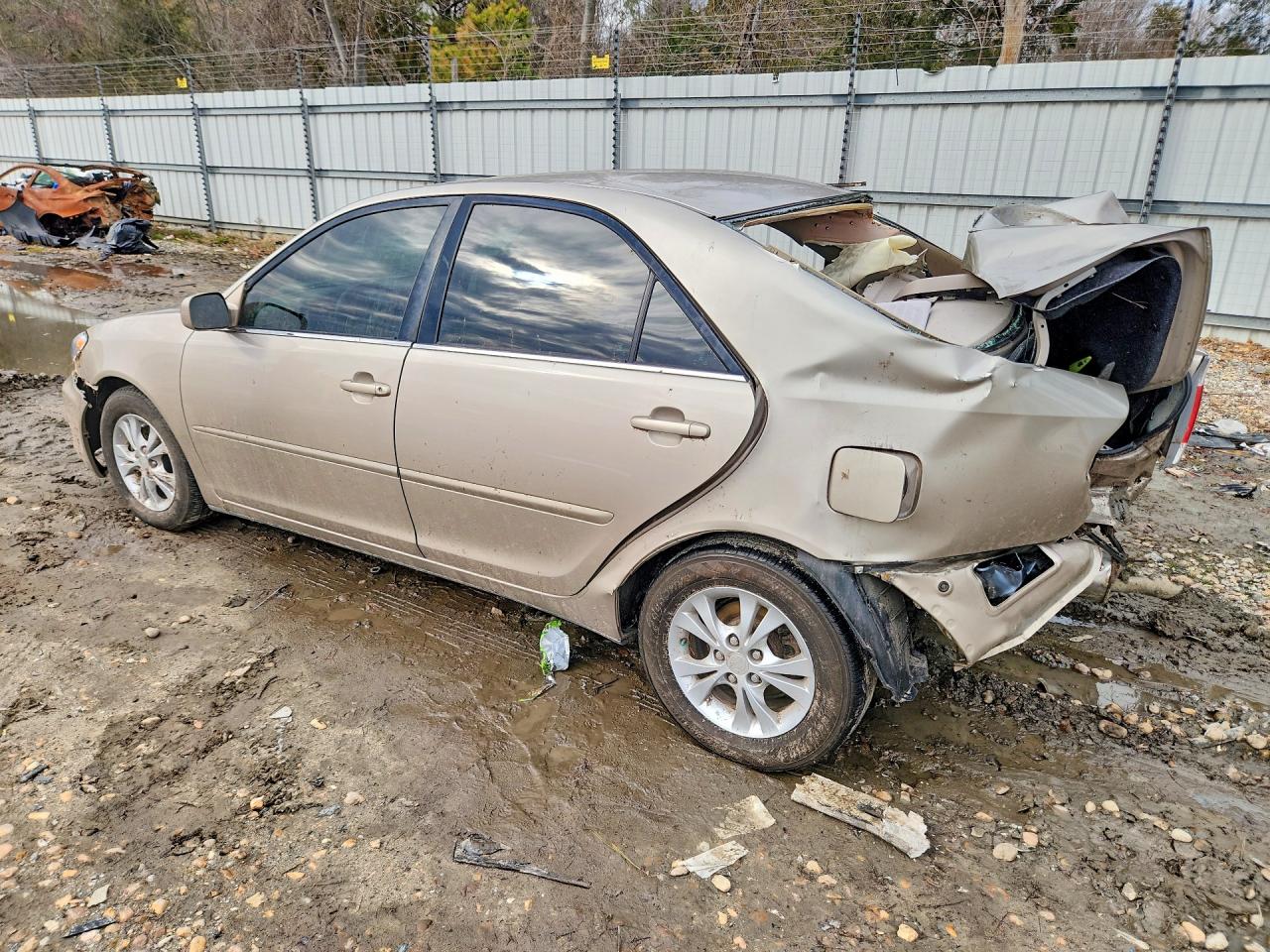 2005 TOYOTA CAMRY LE V6 photo 4