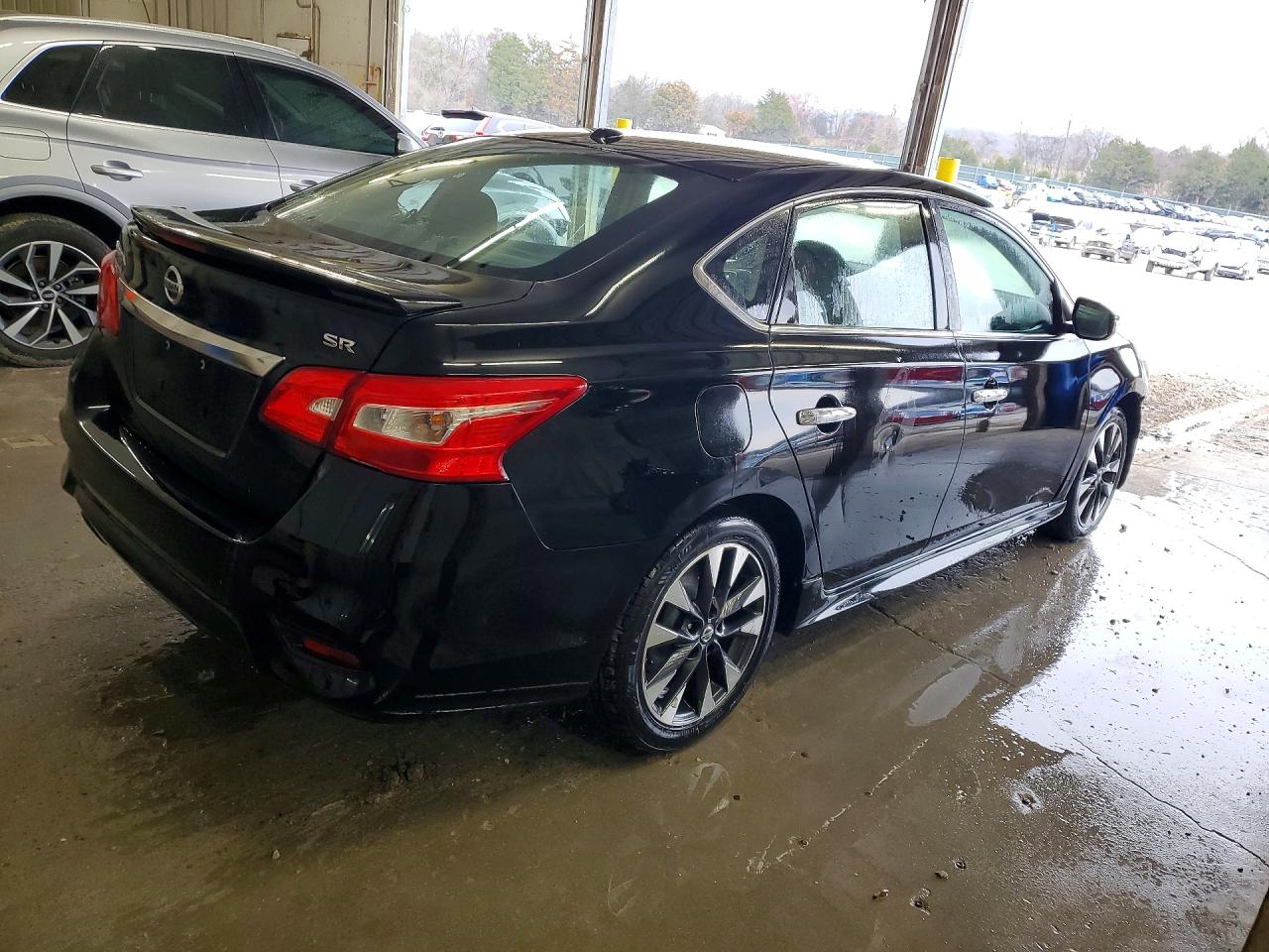 2016 NISSAN SENTRA SR photo 3