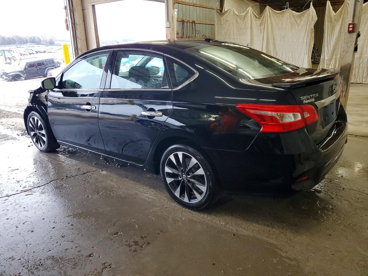 2016 NISSAN SENTRA SR photo 2