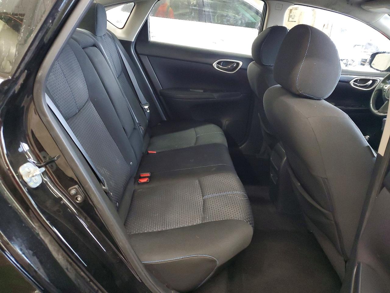 2016 NISSAN SENTRA SR photo 10