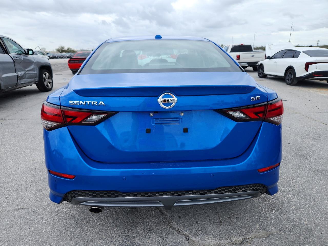 2023 NISSAN SENTRA SR photo 11