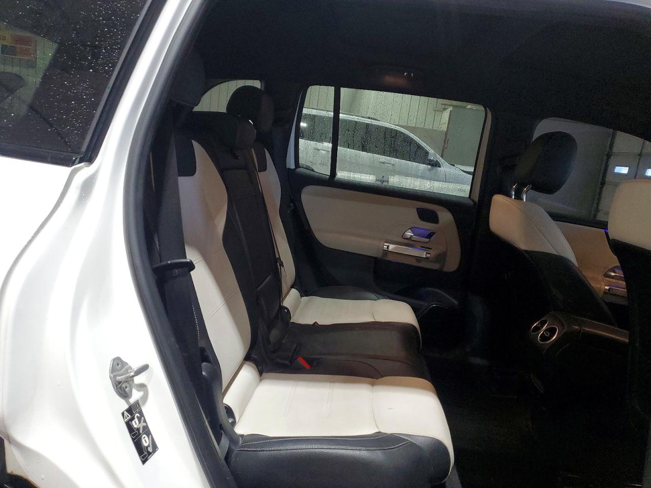 2021 MERCEDES-BENZ GLB 250 4MATIC photo 21