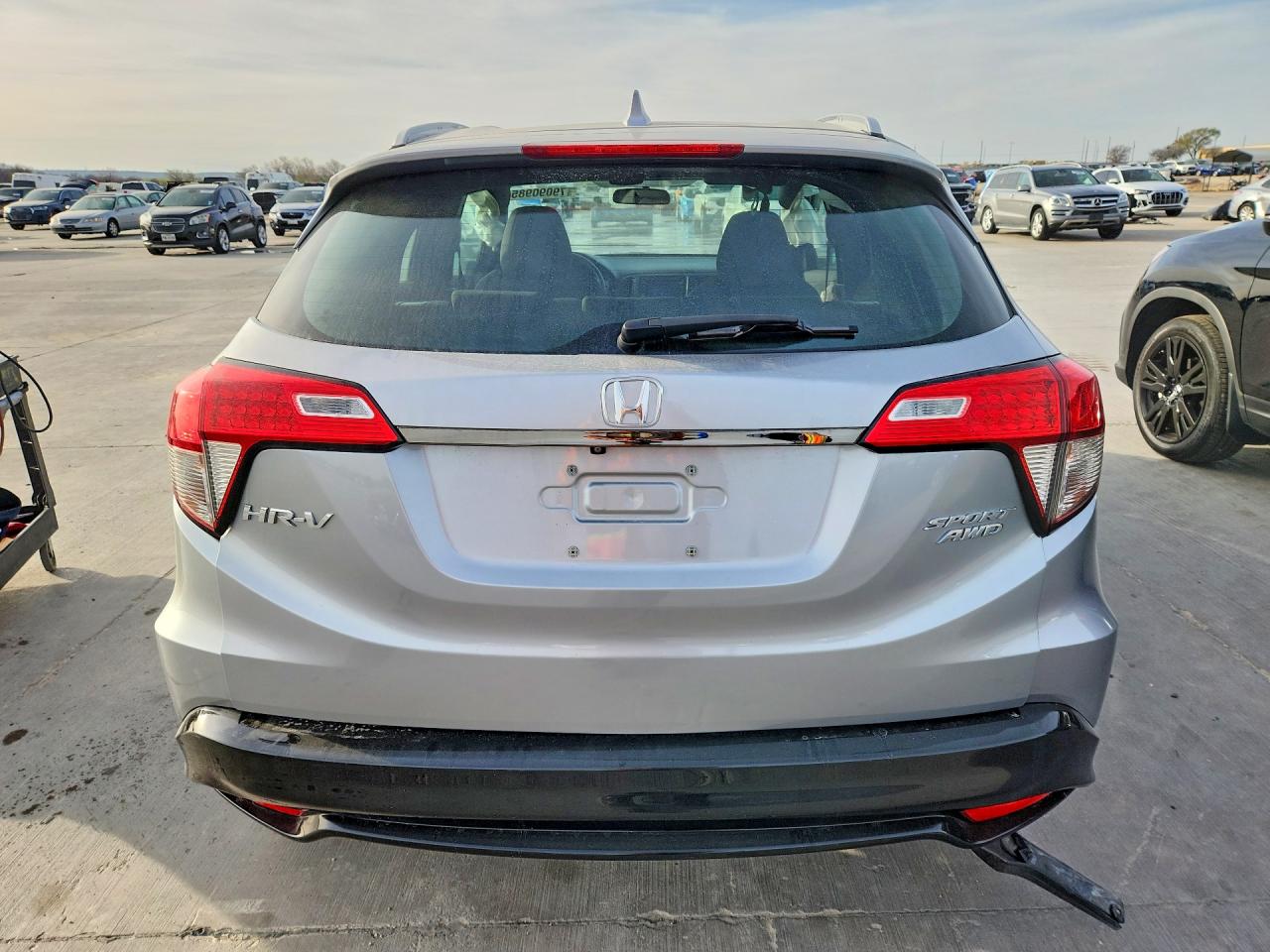 2019 HONDA HR-V SPORT photo 6