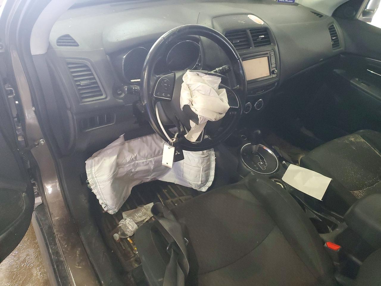 2016 MITSUBISHI OUTLANDER SPORT ES photo 22