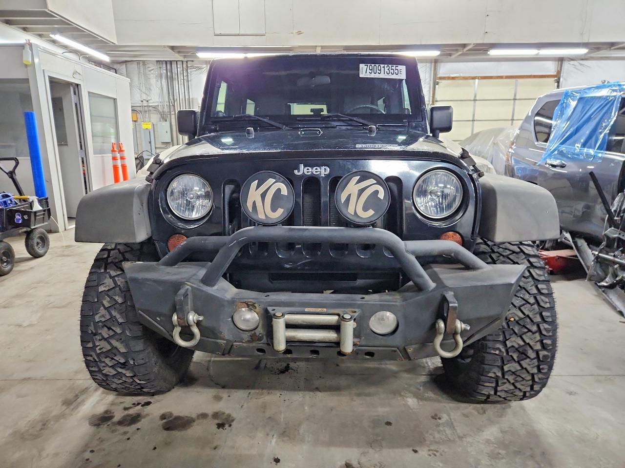 2010 JEEP WRANGLER UNLIMITED SPORT photo 5