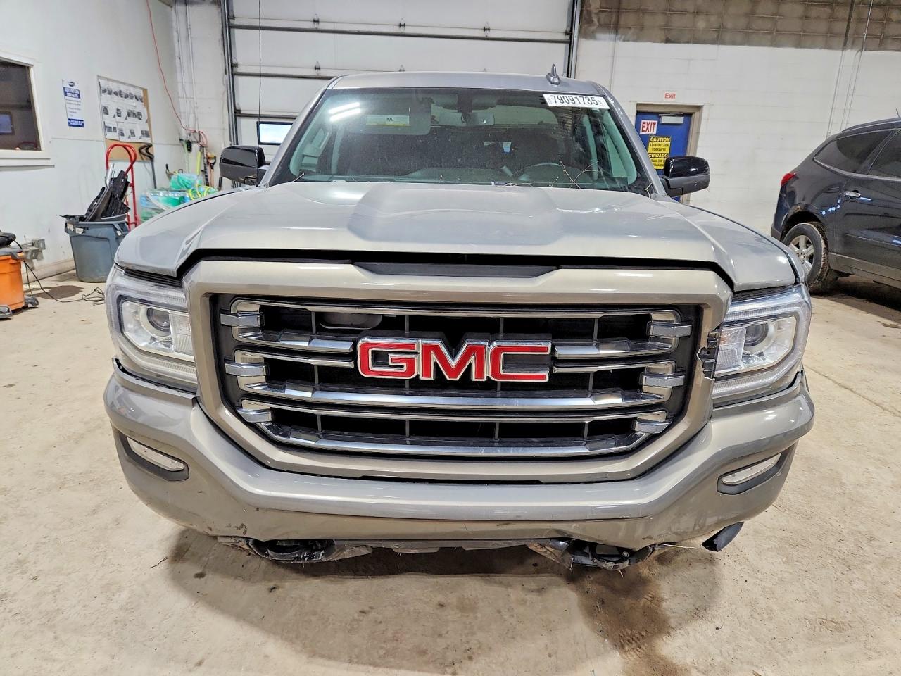 2017 GMC SIERRA K1500 SLT photo 13