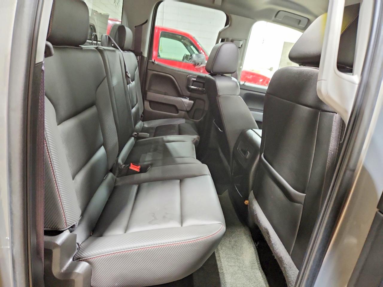2017 GMC SIERRA K1500 SLT photo 28