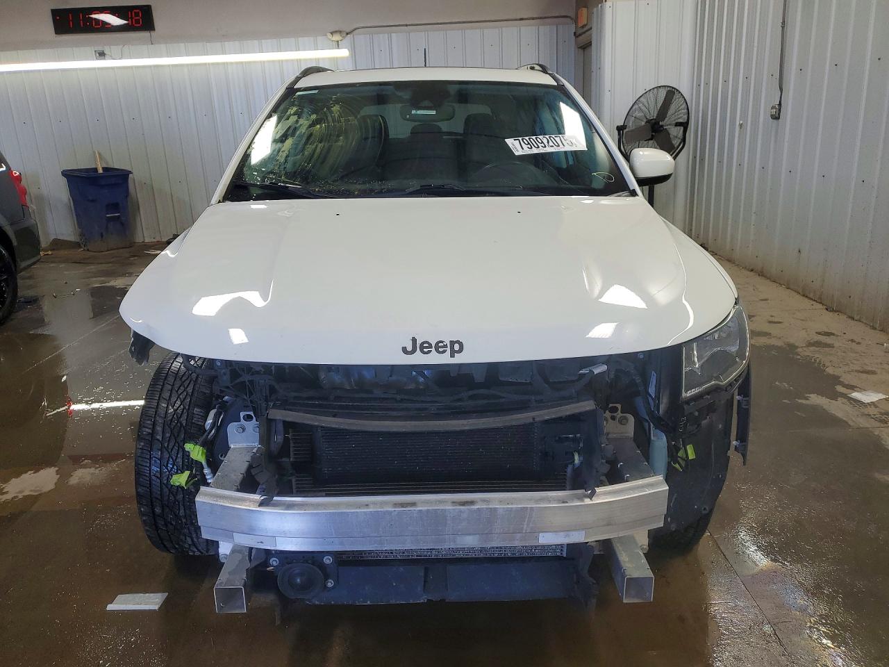 2019 JEEP COMPASS LATITUDE photo 9