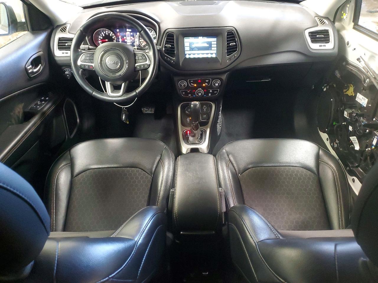 2019 JEEP COMPASS LATITUDE photo 15