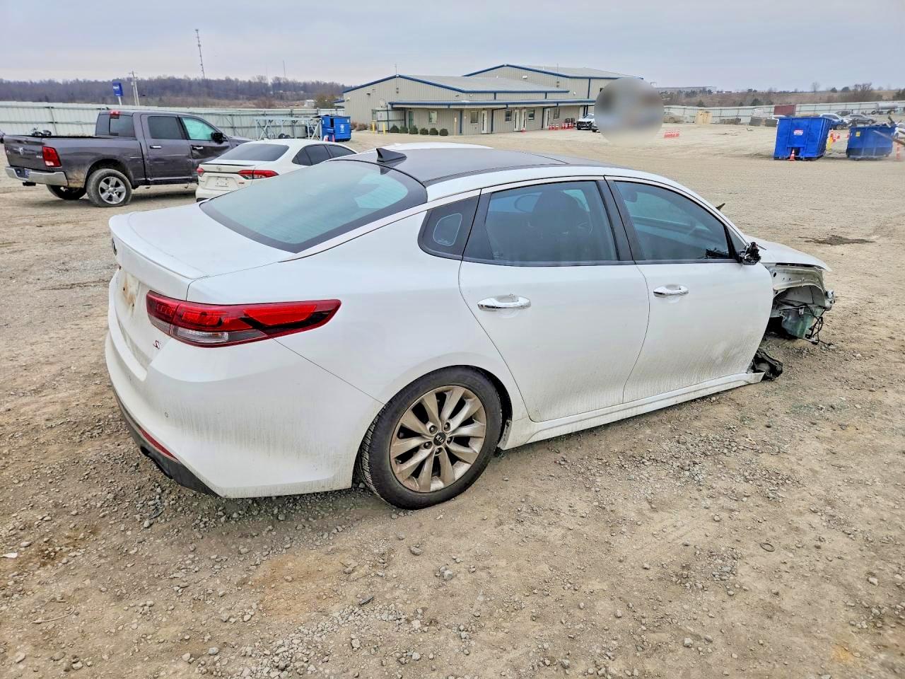 2018 KIA OPTIMA S photo 5