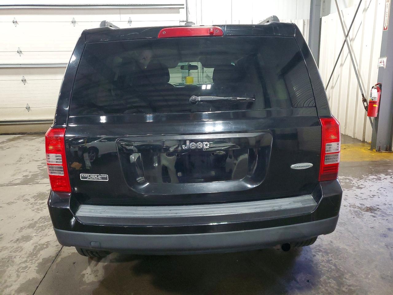 2014 JEEP PATRIOT LATITUDE photo 11