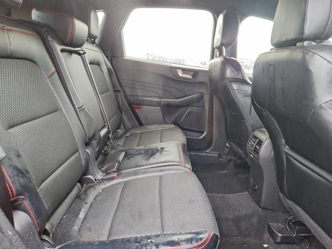 2025 FORD ESCAPE ST LINE photo 19