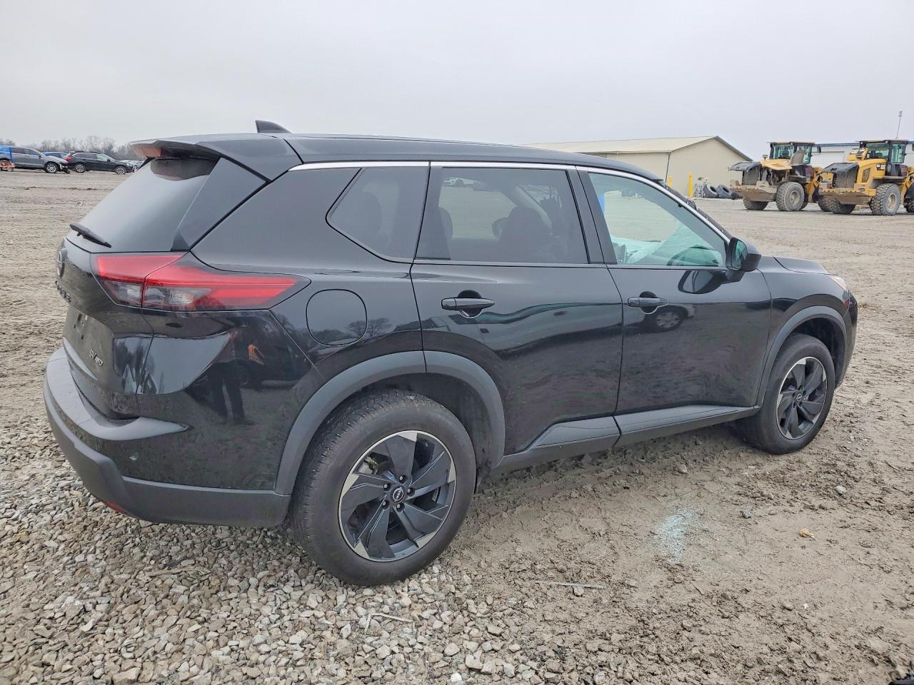 2024 NISSAN ROGUE SV photo 5