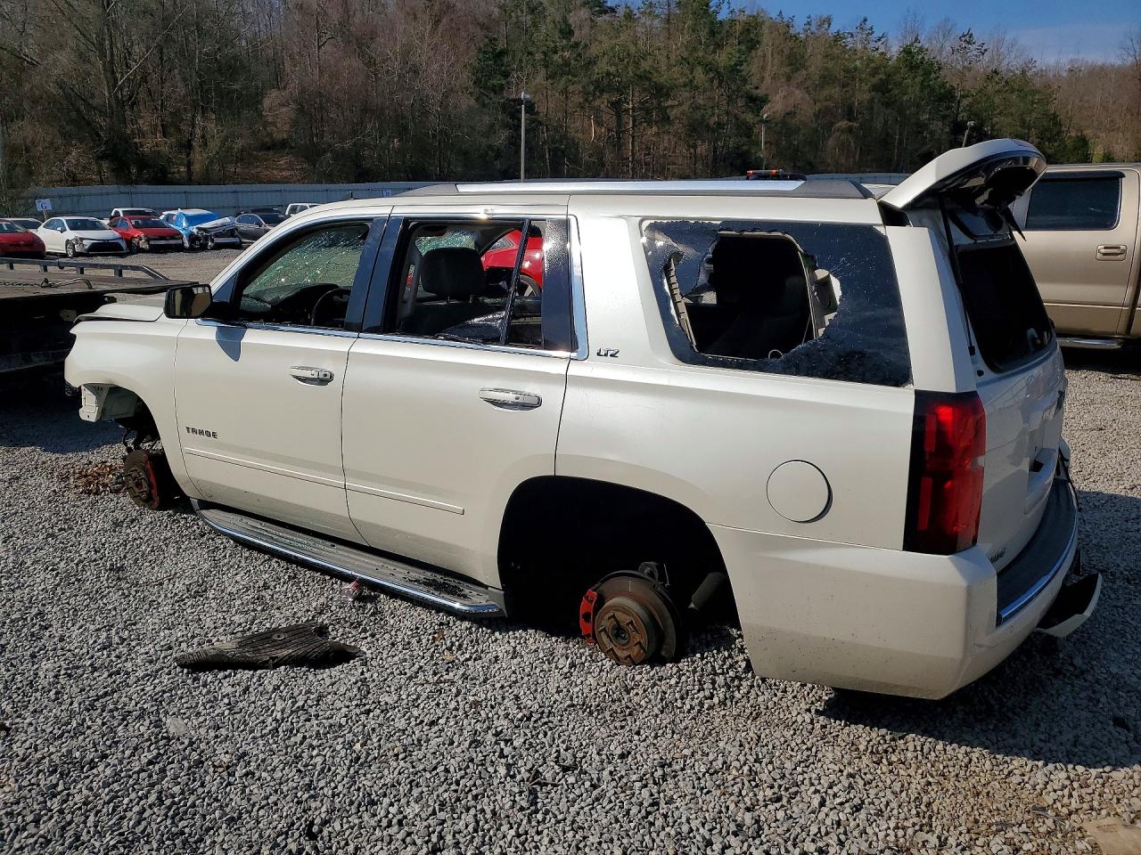 2015 CHEVROLET TAHOE K1500 LTZ photo 3
