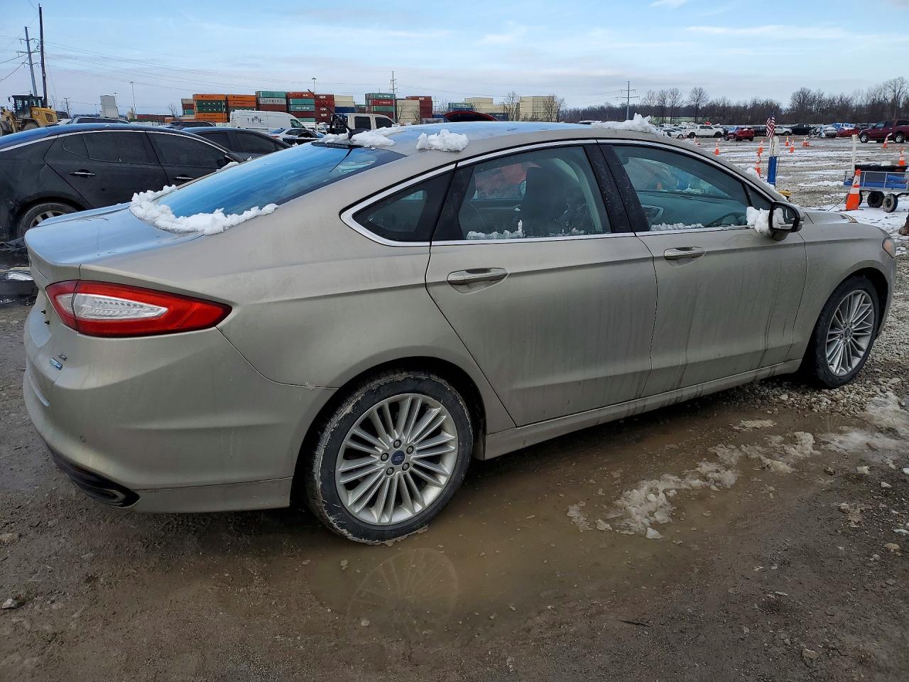 2015 FORD FUSION SE photo 9