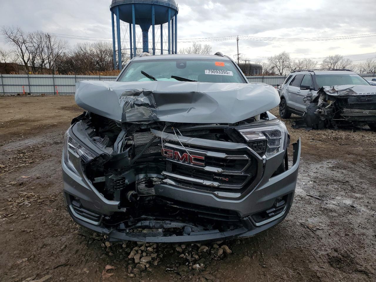 2024 GMC TERRAIN AT4 photo 9