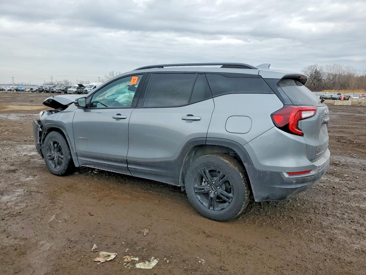 2024 GMC TERRAIN AT4 photo 3
