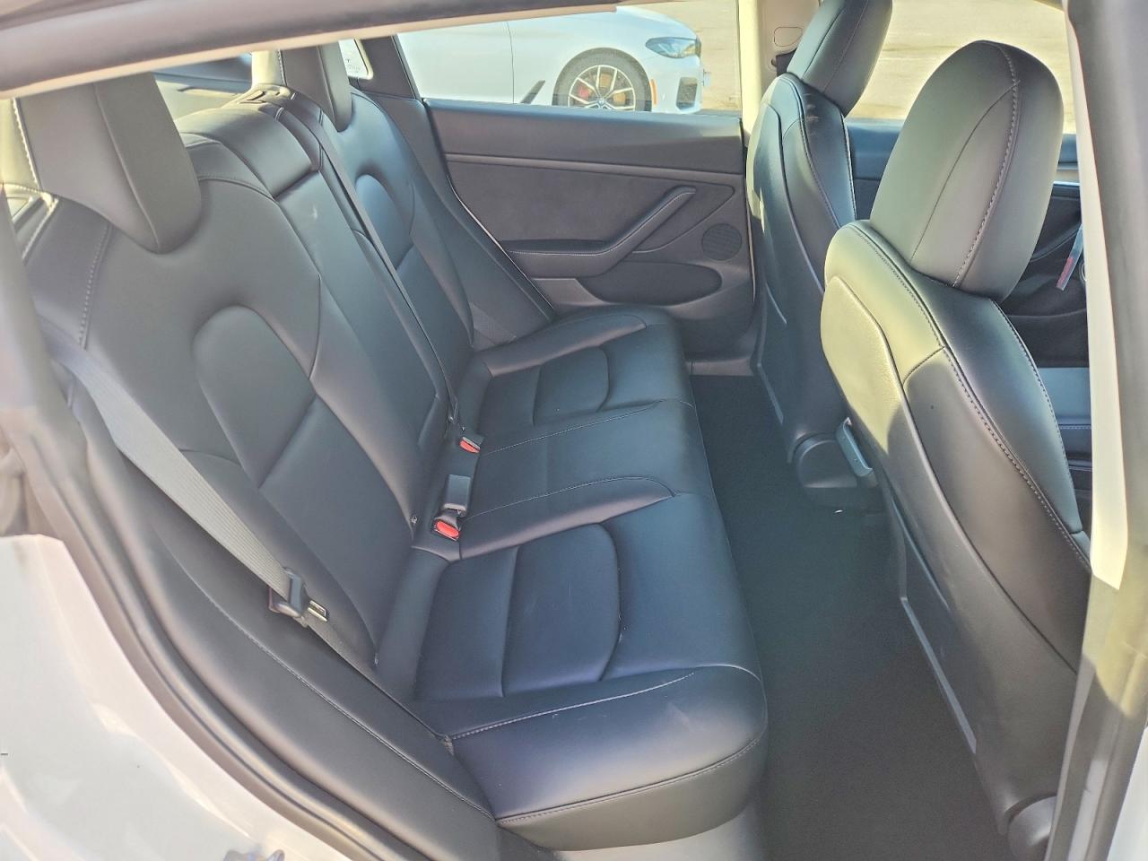 2022 TESLA MODEL 3 photo 10