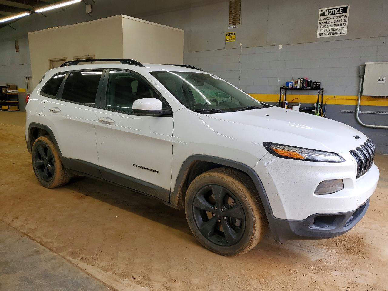 2018 JEEP CHEROKEE LATITUDE photo 10