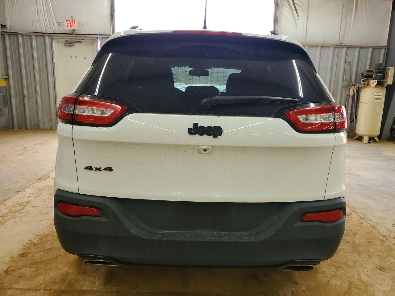 2018 JEEP CHEROKEE LATITUDE photo 16