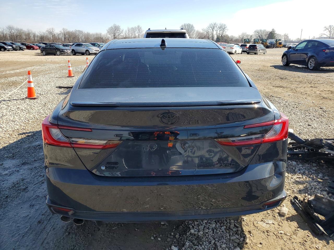 2025 TOYOTA CAMRY XSE photo 11