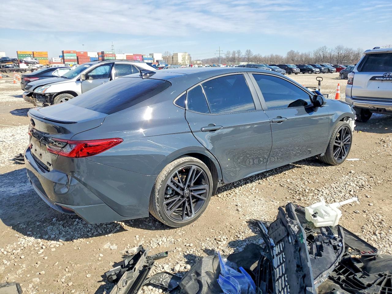 2025 TOYOTA CAMRY XSE photo 5