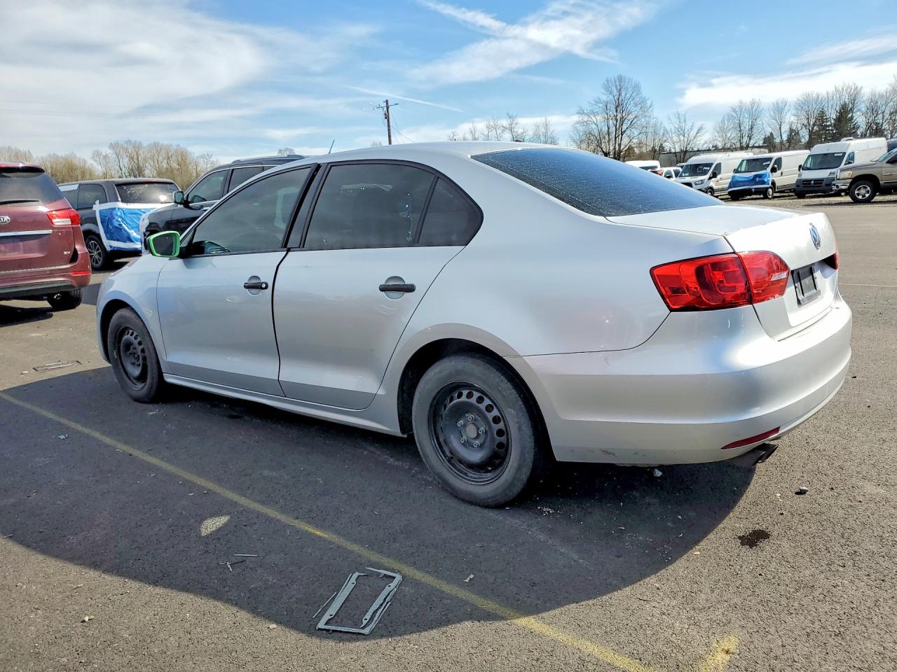 2011 VOLKSWAGEN JETTA BASE photo 2