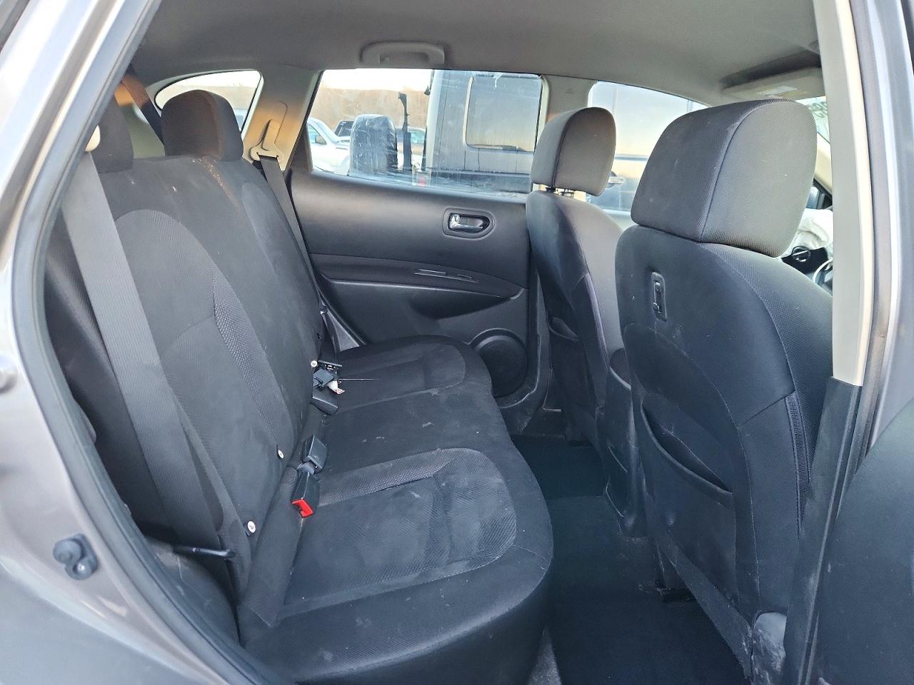 2015 NISSAN ROGUE SELECT S photo 21