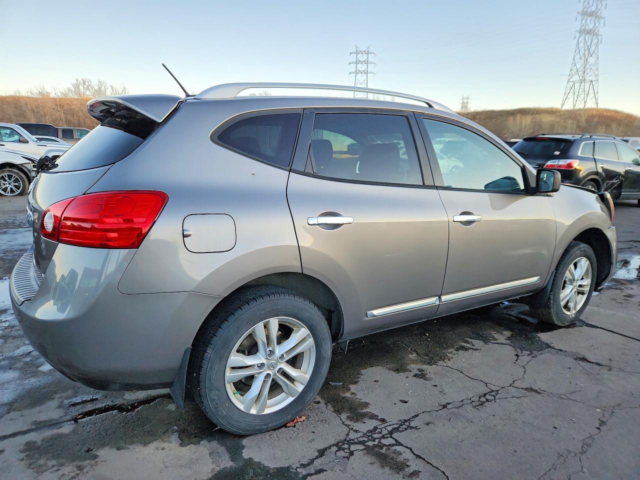 2015 NISSAN ROGUE SELECT S photo 5