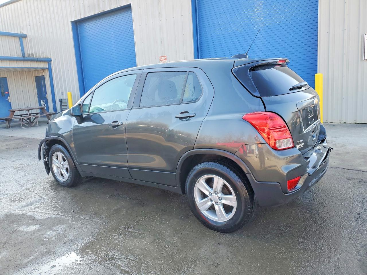 2020 CHEVROLET TRAX LS photo 3