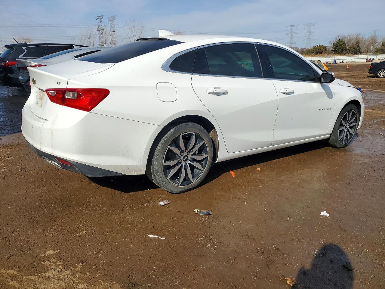 2016 CHEVROLET MALIBU LT photo 3