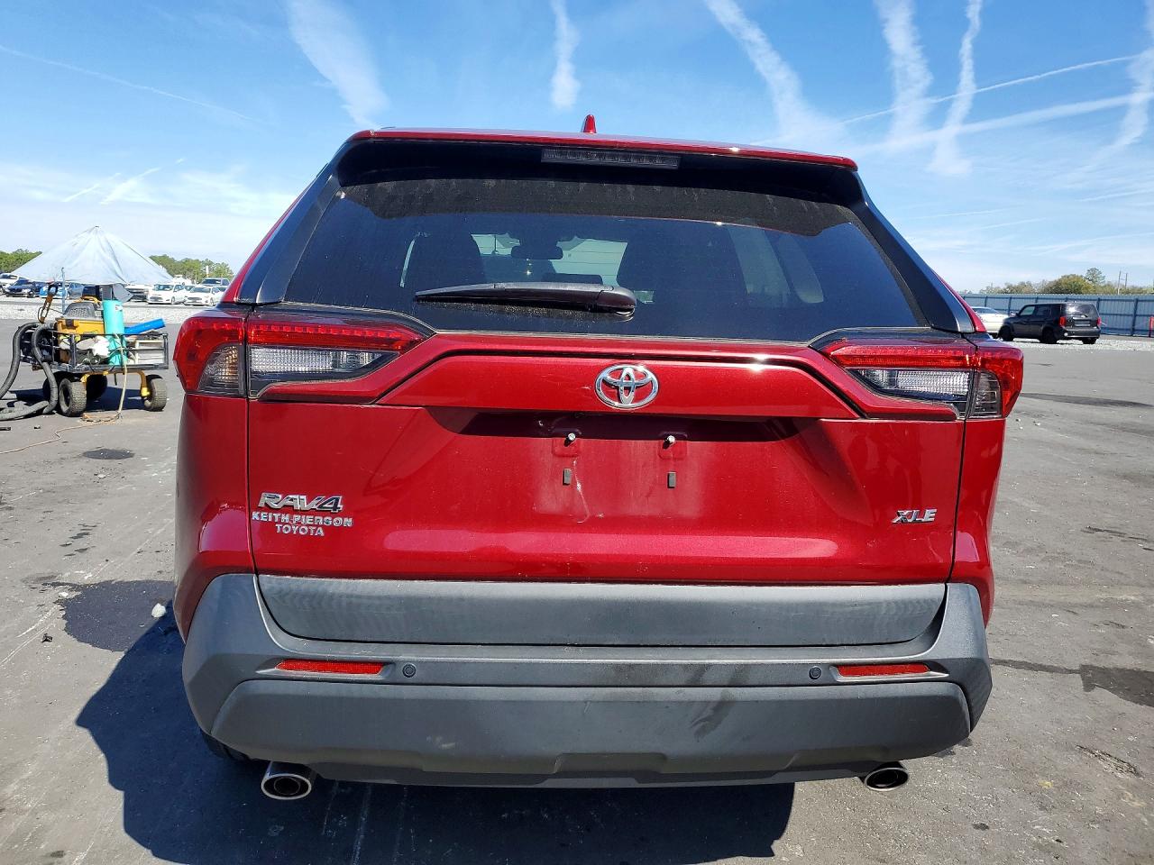 2022 TOYOTA RAV4 XLE PREMIUM photo 11