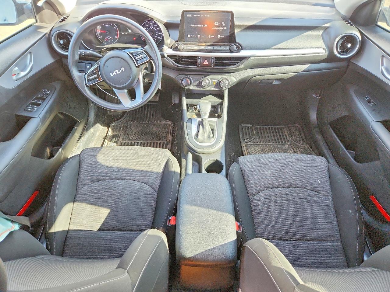 2023 KIA FORTE LXS photo 22