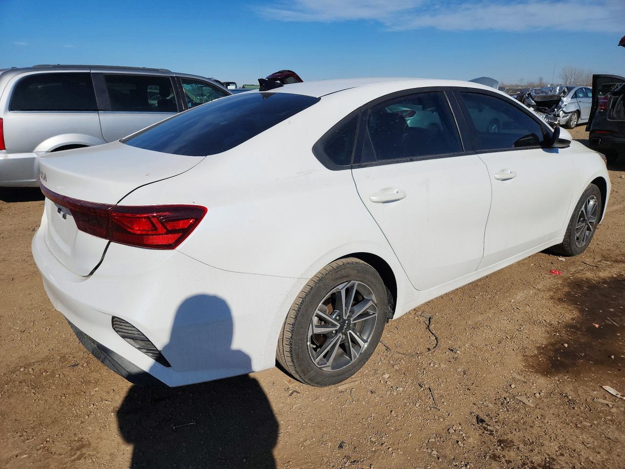 2023 KIA FORTE LXS photo 7