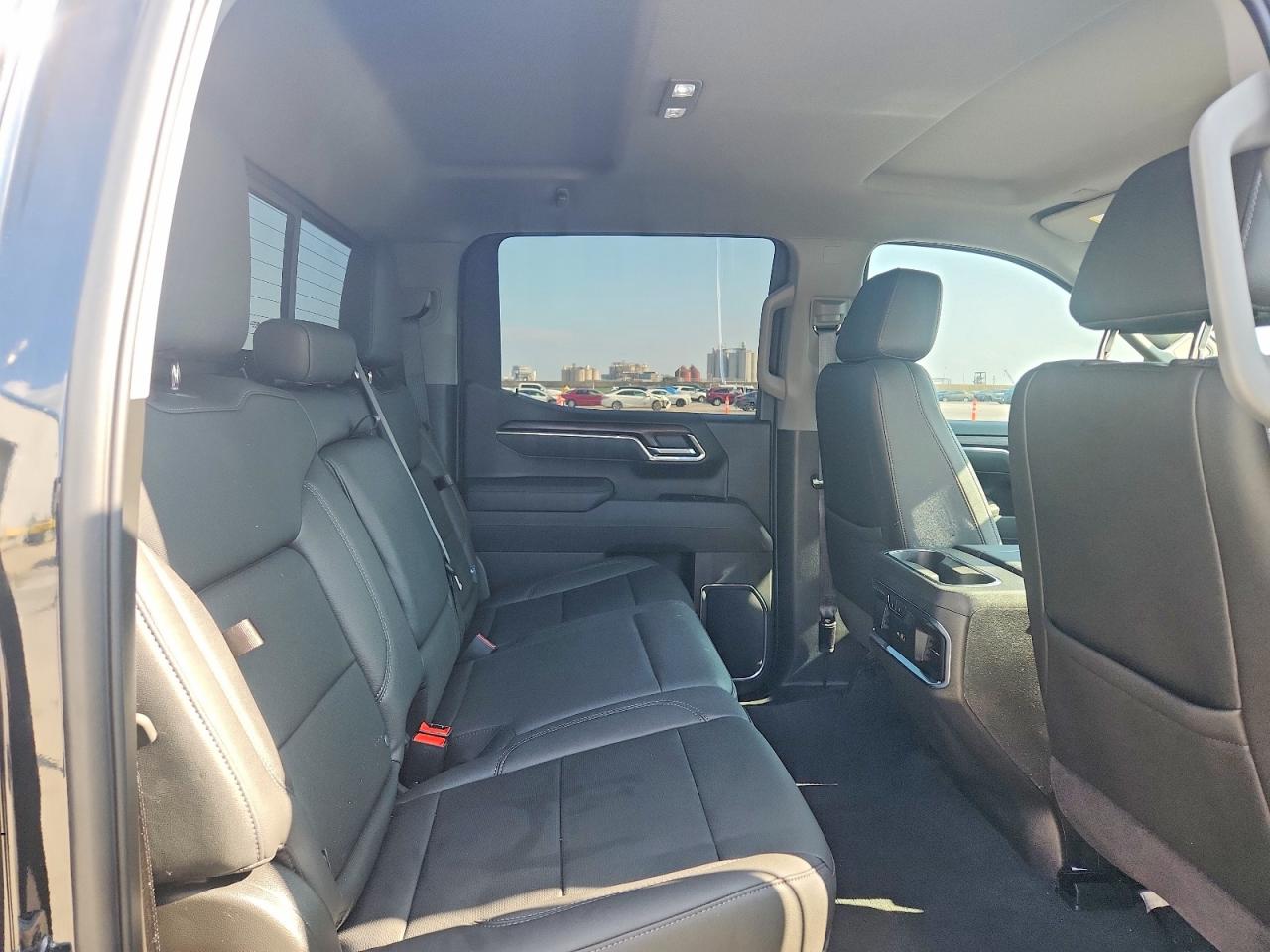 2025 GMC SIERRA K1500 SLT photo 28
