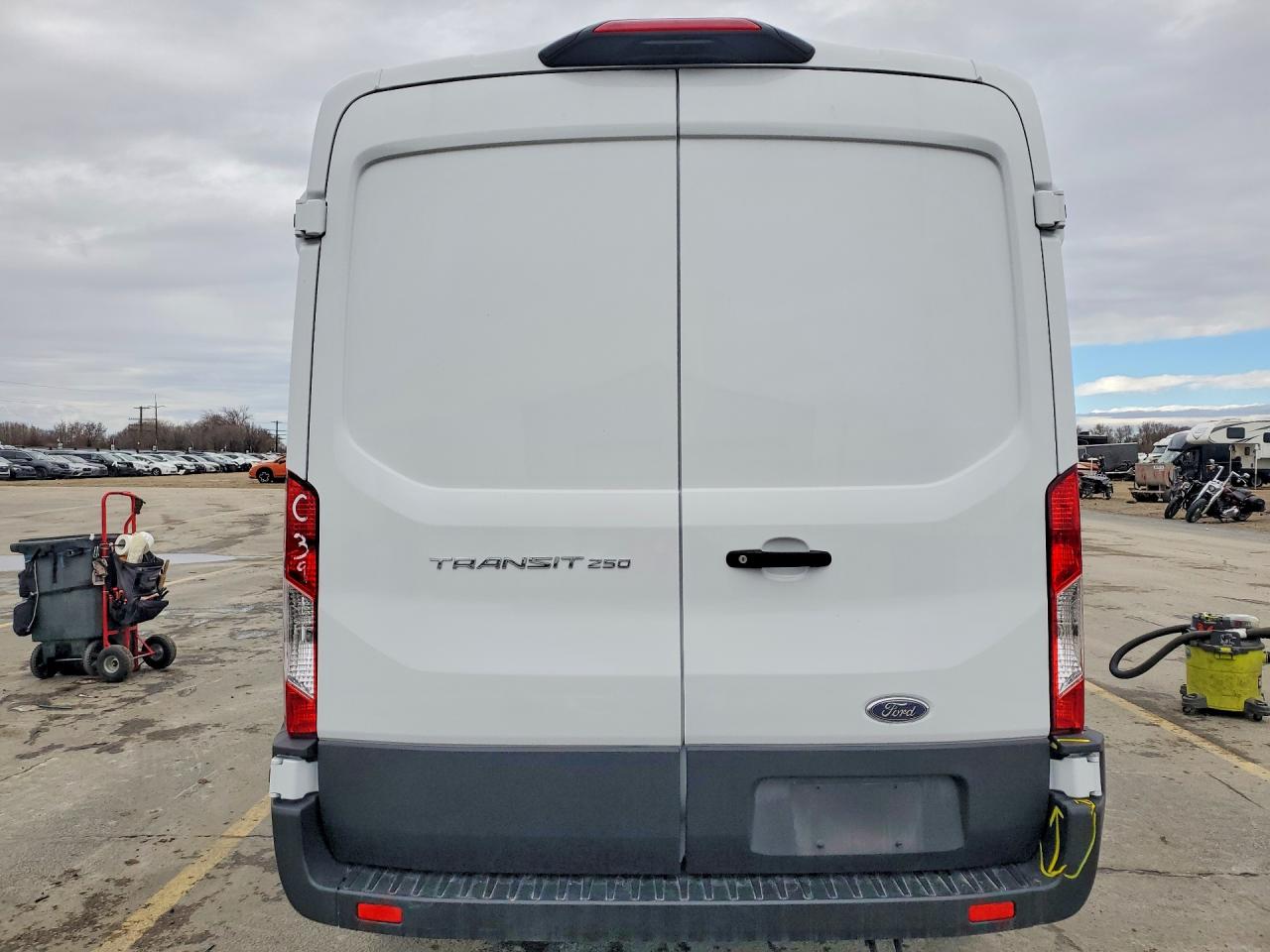 2025 FORD TRANSIT 250 DELIVERY VAN photo 11