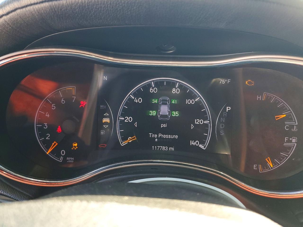 2014 JEEP GRAND CHEROKEE OVERLAND photo 25