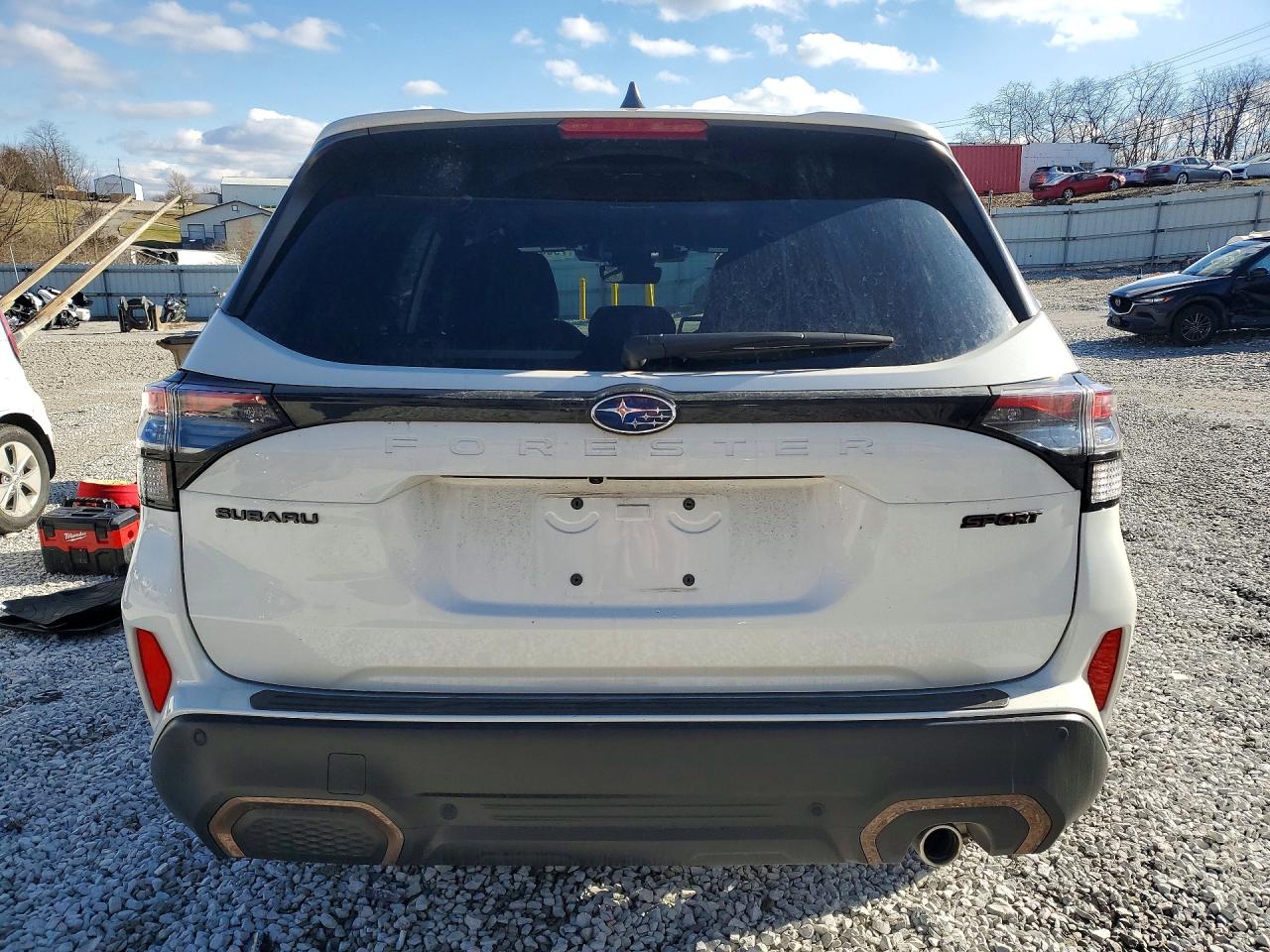 2025 SUBARU FORESTER SPORT photo 11